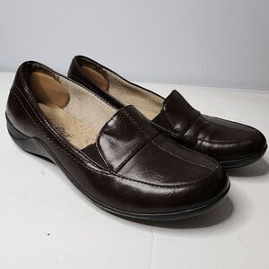 Life Stride Womens Slip On Loafers Size 6M Brown Comfort Shoes